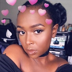 Meet your Posher, Cay